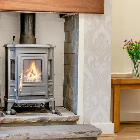 2 Bed In Ulverston Oc-sz013 *