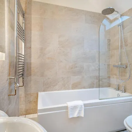 2 Bed In Ulverston Oc-sz013 別荘 *
